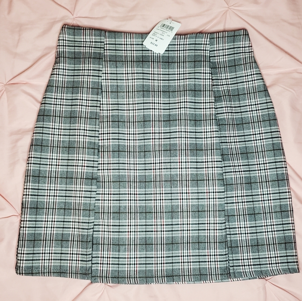 Windsor plaid slit skirt